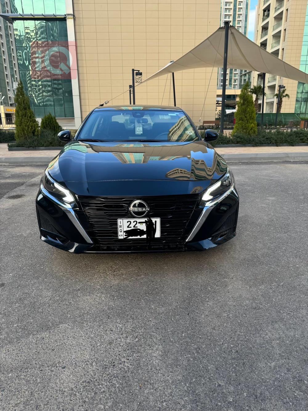 نيسان ألتيما